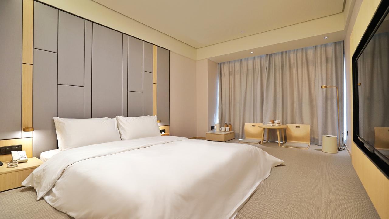 Ji Hotel Shanghai Hongqiao National Convention And Exhibition Center Xujing Eksteriør billede